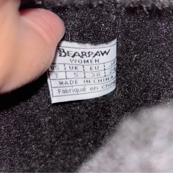 NWT BearPaw Denali Boots - Picture 13 of 13